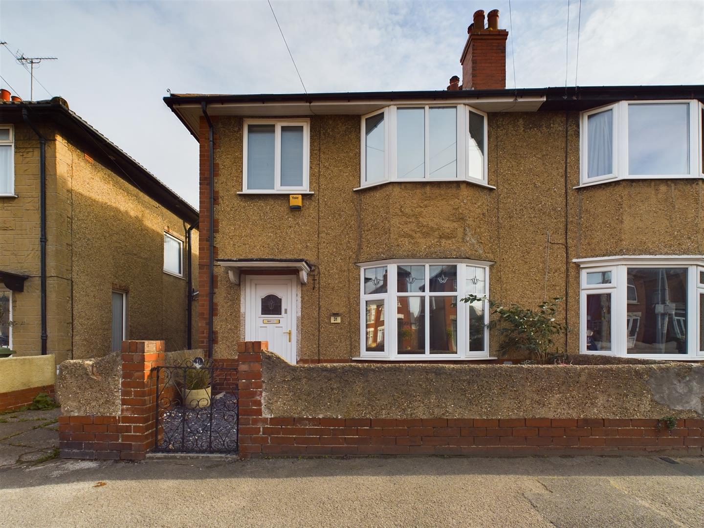 Hamilton Road, Bridlington Belts Estate Agents